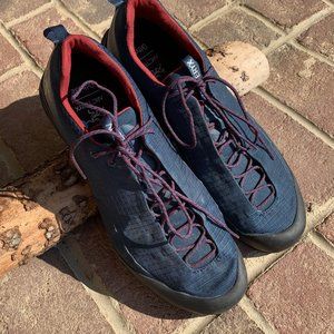 Men's Size 11 Arc'teryx Konseal FL Approach Shoe